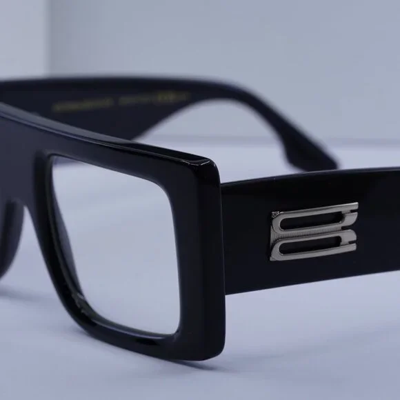 Victoria Beckham VB677S 006 Square Sunglasses – Black  display picture 3